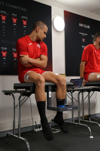 US Ivry Handball players measuring muscle fatigue with Myocene